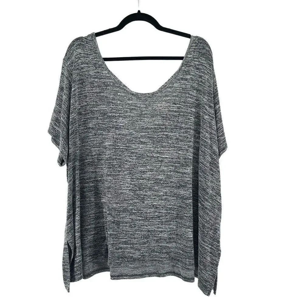 Ava & Viv Women’s Gray Criss-Cross Back Relaxed Slouchy Short Sleeve Tee 4X